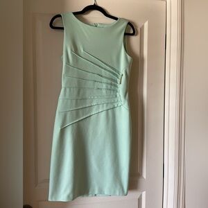 Elegant Mint Green Sleeveless Dress